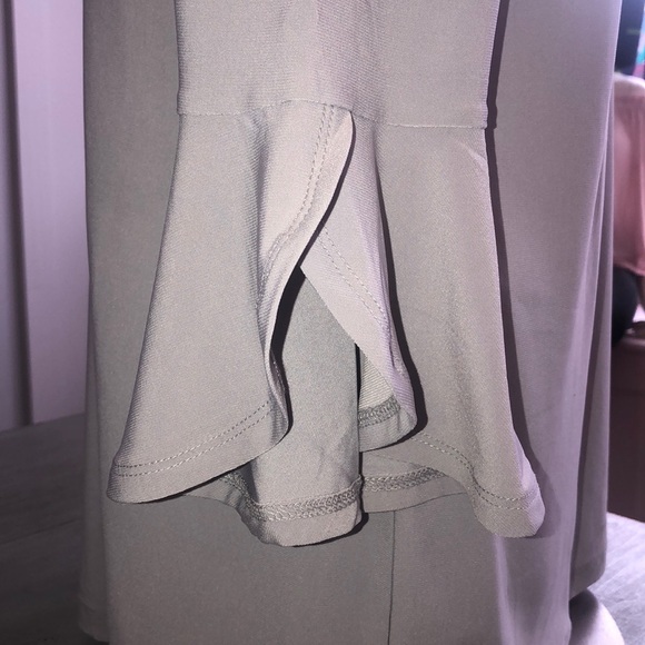 Bell sleeve top - Picture 2 of 2